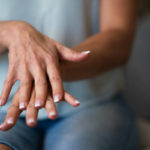Comment prendre soin de vos ongles naturellement