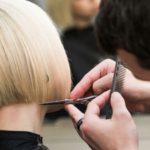 Quels services d’extension de cheveux propose-t-on chez les coiffeurs à Lyon ?