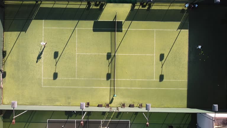 Construction d'un court de tennis en gazon synthétique à Cannes