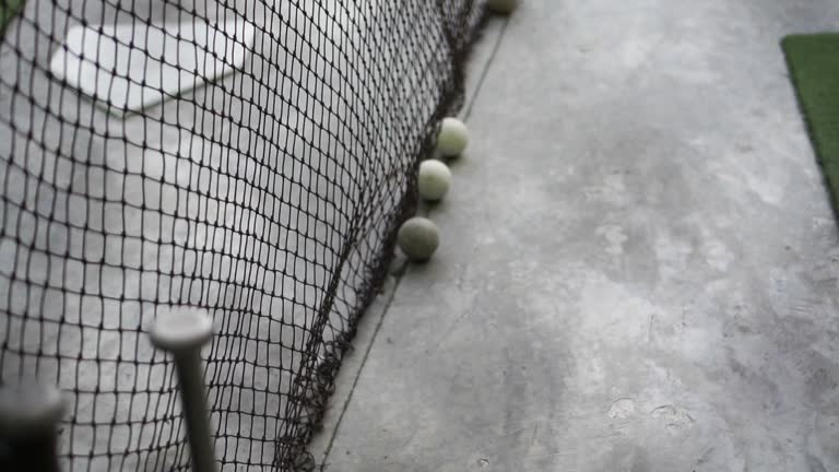 construction terrain de tennis en béton poreux à Saint-Raphaël