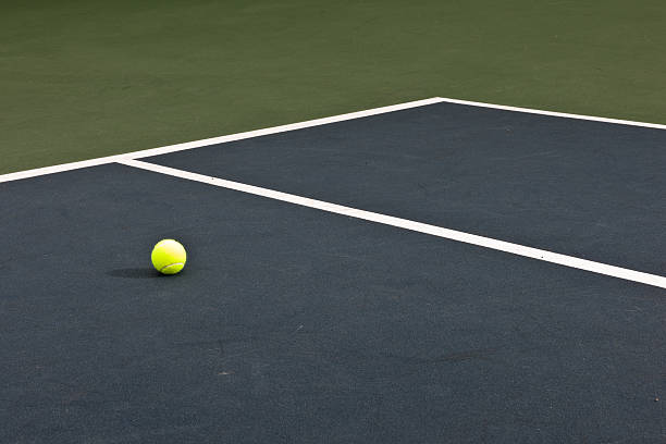 Construction d'un court de tennis en béton poreux en Aix-en-Provence