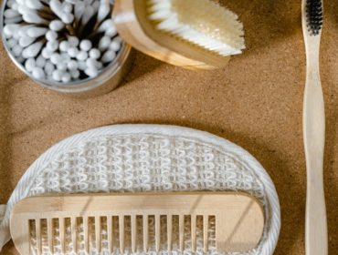 découvrez des astuces pratiques et inspirantes pour optimiser l'organisation de votre salle de bain. transformez cet espace souvent négligé en un havre de paix fonctionnel et esthétiquement agréable grâce à nos conseils sur le rangement, le choix des accessoires et l'aménagement efficace.