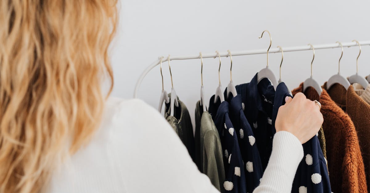 découvrez notre sélection de porte-manteaux élégants et fonctionnels. parfaits pour organiser votre espace tout en ajoutant une touche décorative à votre intérieur. idéal pour l'entrée, le couloir ou toute autre pièce de la maison.