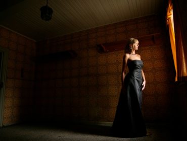 découvrez l'essence de l'élégance avec notre collection raffinée. plongez dans un monde où le style intemporel rencontre la sophistication moderne. laissez-vous séduire par des pièces uniques qui expriment votre personnalité avec grâce.