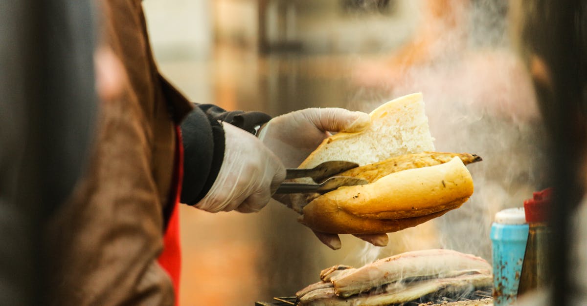 découvrez nos gants chauffants, parfaits pour vous garder au chaud durant vos activités en extérieur. confortables et élégants, nos gants sont idéaux pour le ski, la randonnée et toute aventure par temps froid. restez actif cet hiver sans craindre le froid!