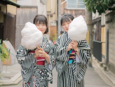 découvrez l'art de vivre japonais à travers les traditions, la cuisine, la mode et la sérénité des espaces. plongez dans un mode de vie harmonieux et équilibré qui célèbre la beauté de la simplicité.