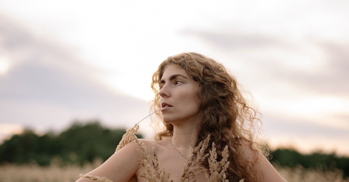 découvrez l'élégance naturelle au cœur de notre collection, où chaque pièce reflète la beauté simple et authentique. laissez-vous séduire par des designs intemporels alliant confort et style, parfaits pour sublimer votre quotidien.